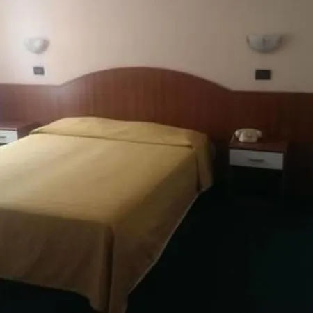 Cortina Hotel 2*