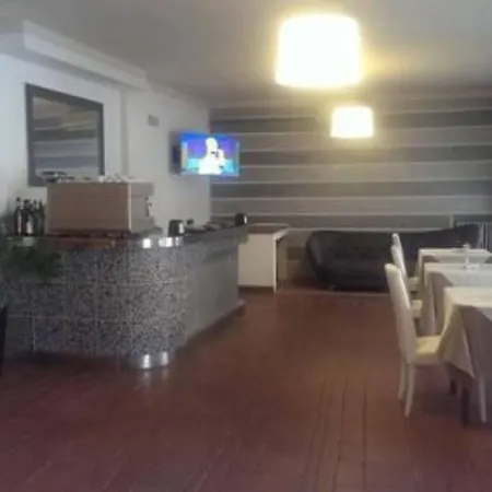 Cortina Hotel 2*